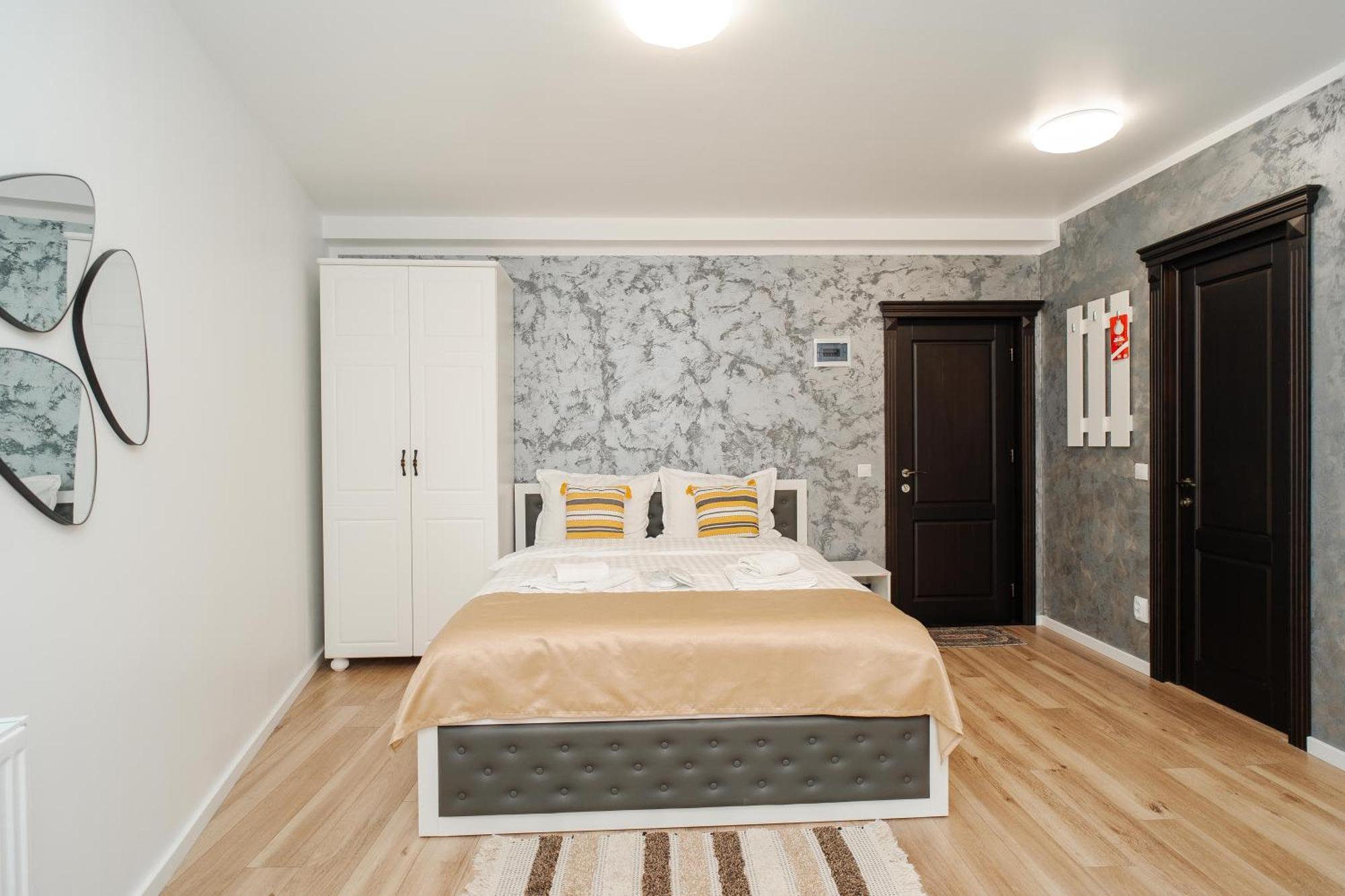 Grey Boutique Hotel Palas Jászvásár Kültér fotó